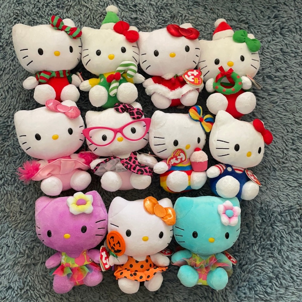 NWOT HELLO KITTY BEANIES